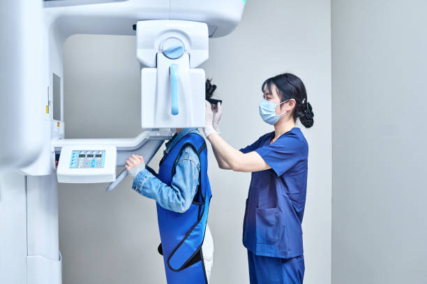 Best Dentist Open Late Near Me  in Sheffield, OH